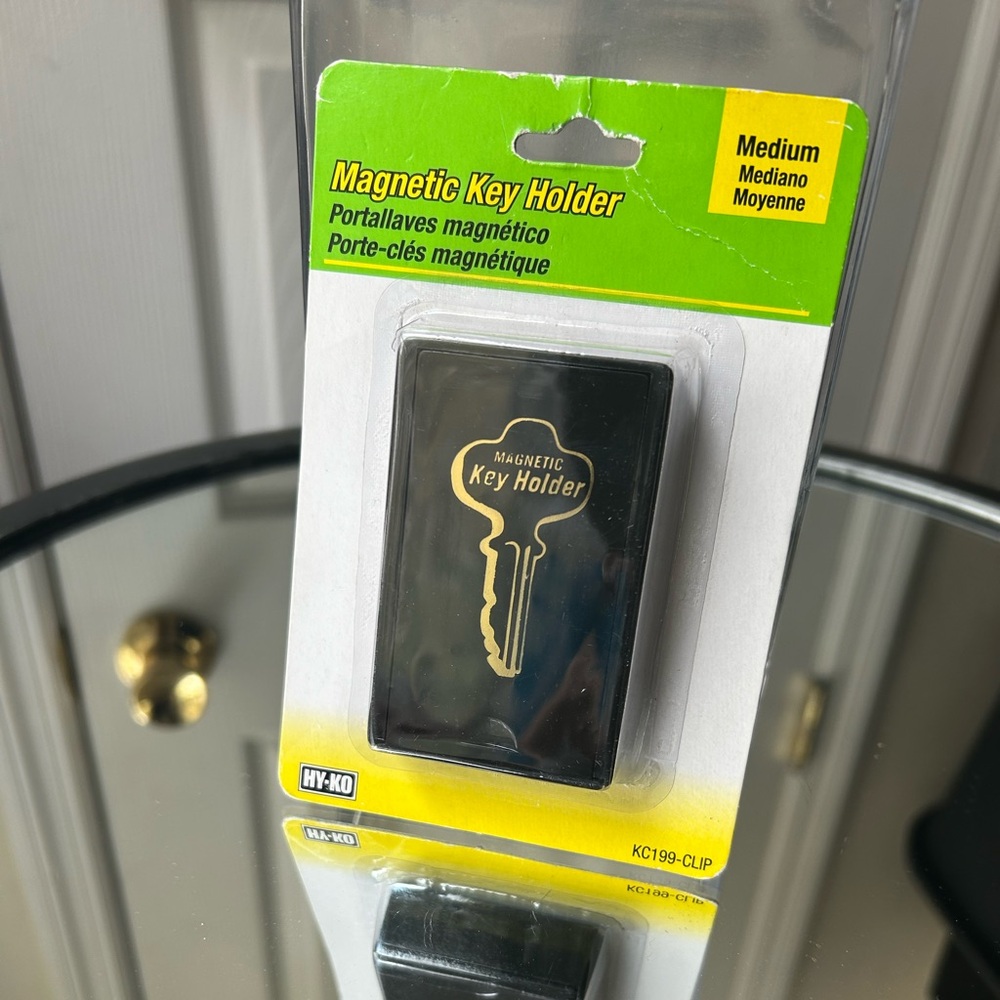 HY-KO Magnetic Key Holder Black